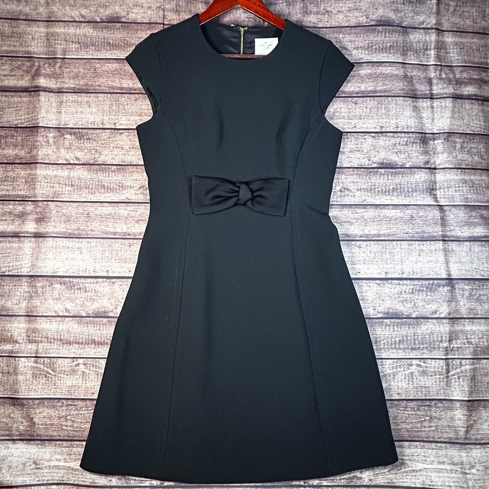 Kate Spade New York Black Bow Waist Cap Sleeve Sheath Dress Gold Zip Size 6